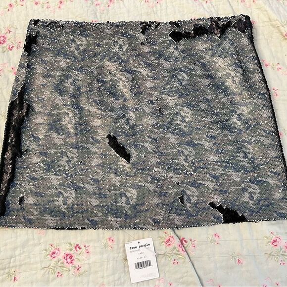 Free People FP-ONE Two Tone Camo Sequin Mini Skirt NWT Size 12 - Picture 6 of 11